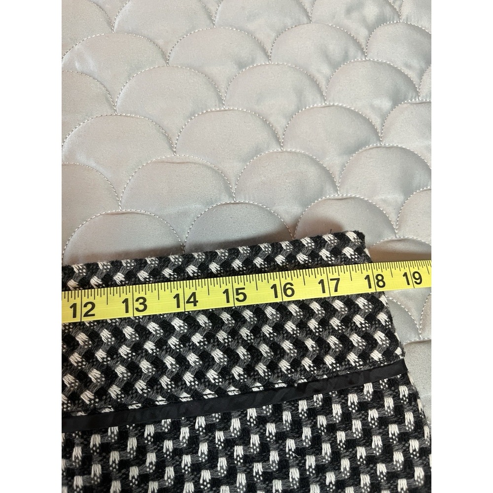 Ann Taylor LOFT Mini Skirt Wool Blend Lined Black and white size 12 Classic - Picture 3 of 6